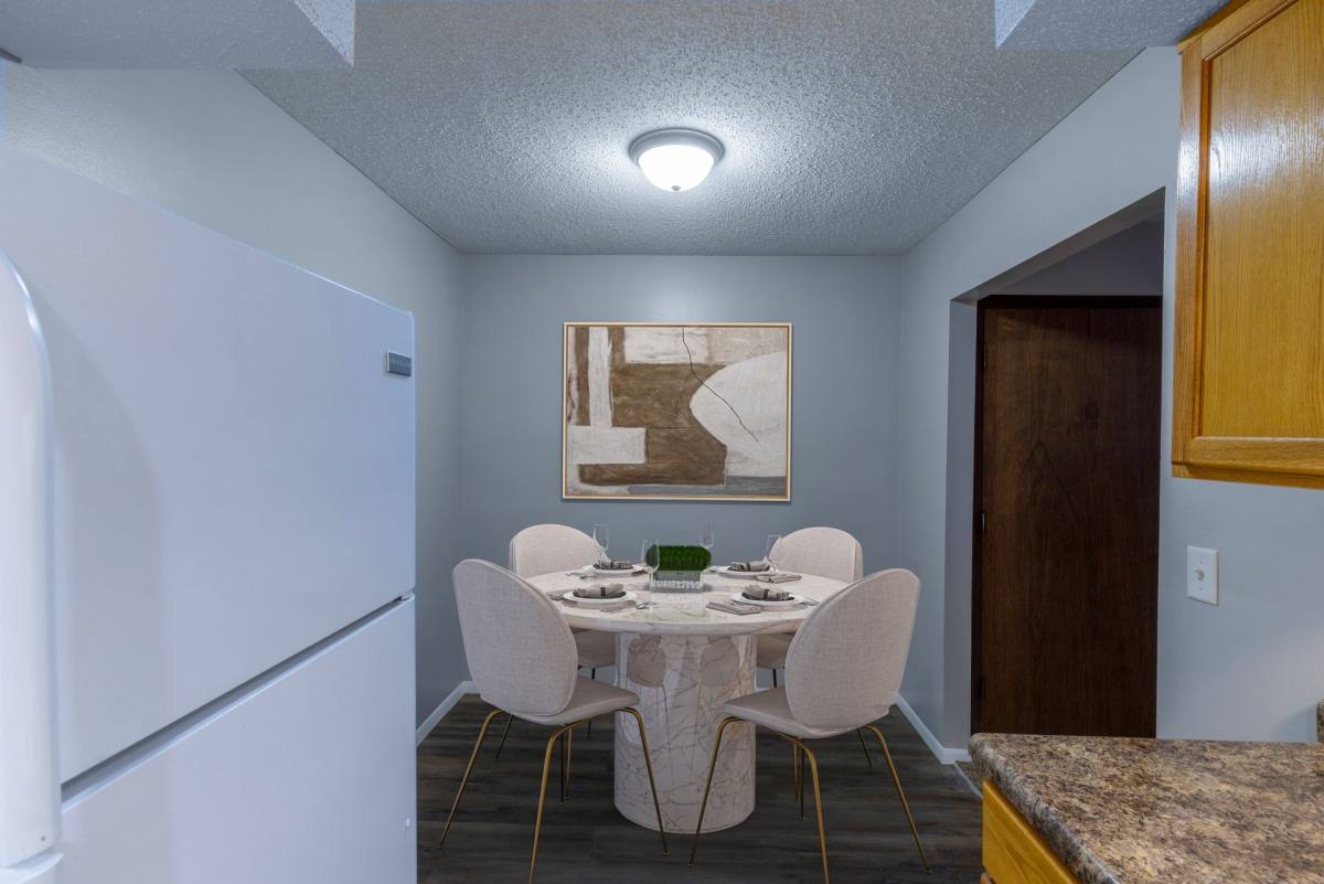 Apartment for rent at 970-1050 39th St, Bettendorf, IA 52722