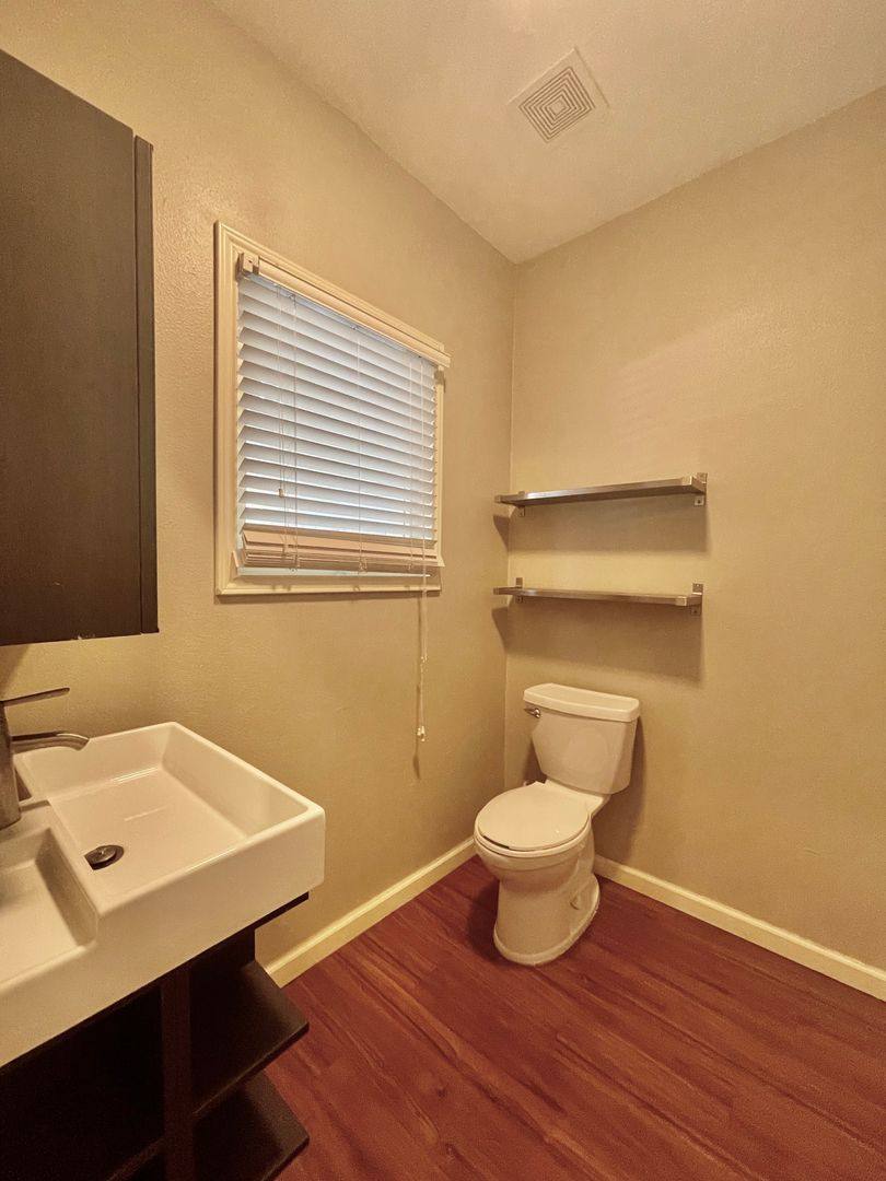 Townhouse for rent at 333 W Hutchison, San Marcos, TX 78666