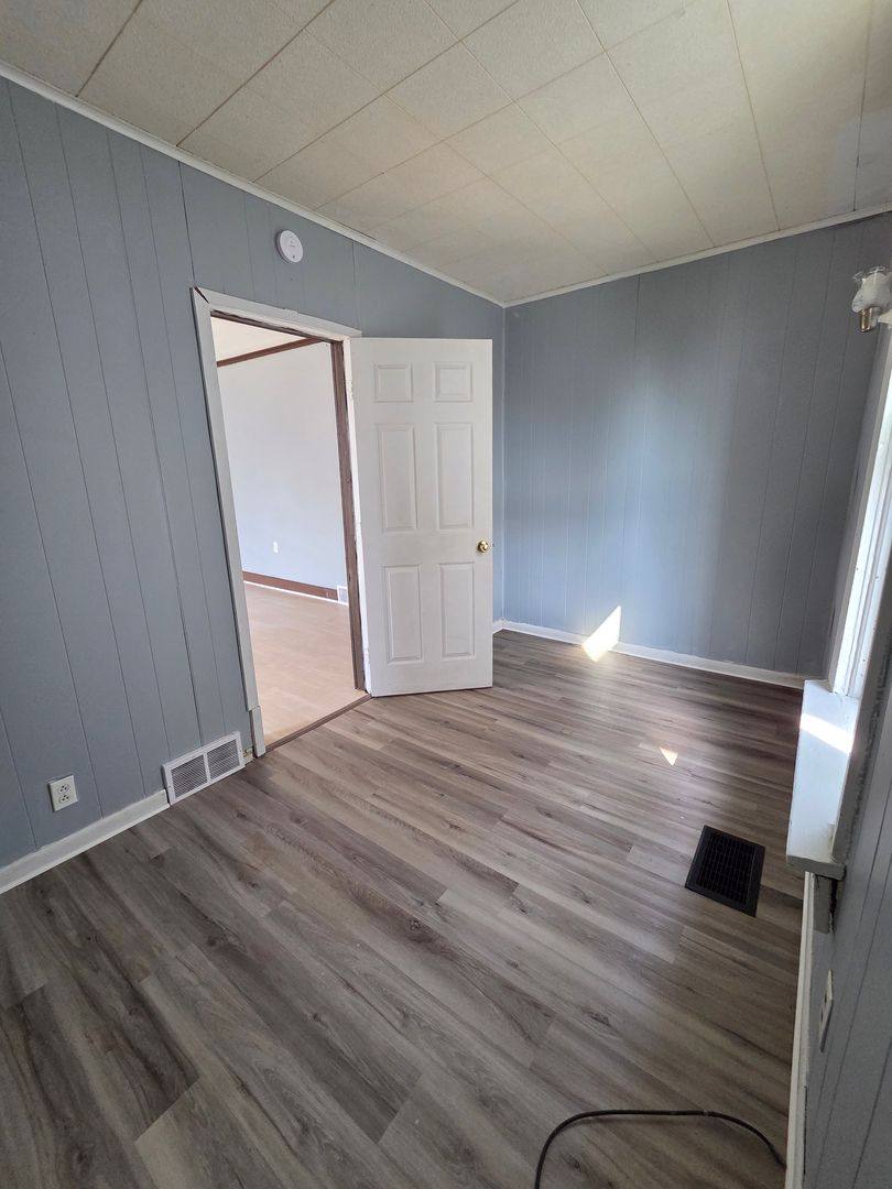 Apartment for rent at 612 E 14th St, Erie, PA 16503