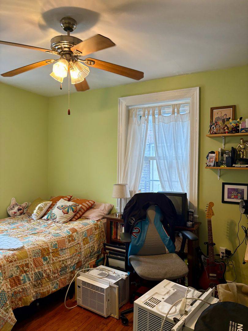 Apartment for rent at 4900 Pine St, Philadelphia, PA 19143