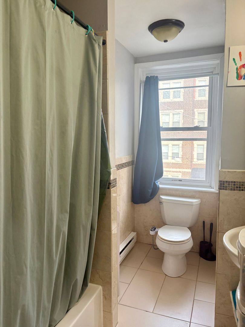 Apartment for rent at 4900 Pine St, Philadelphia, PA 19143