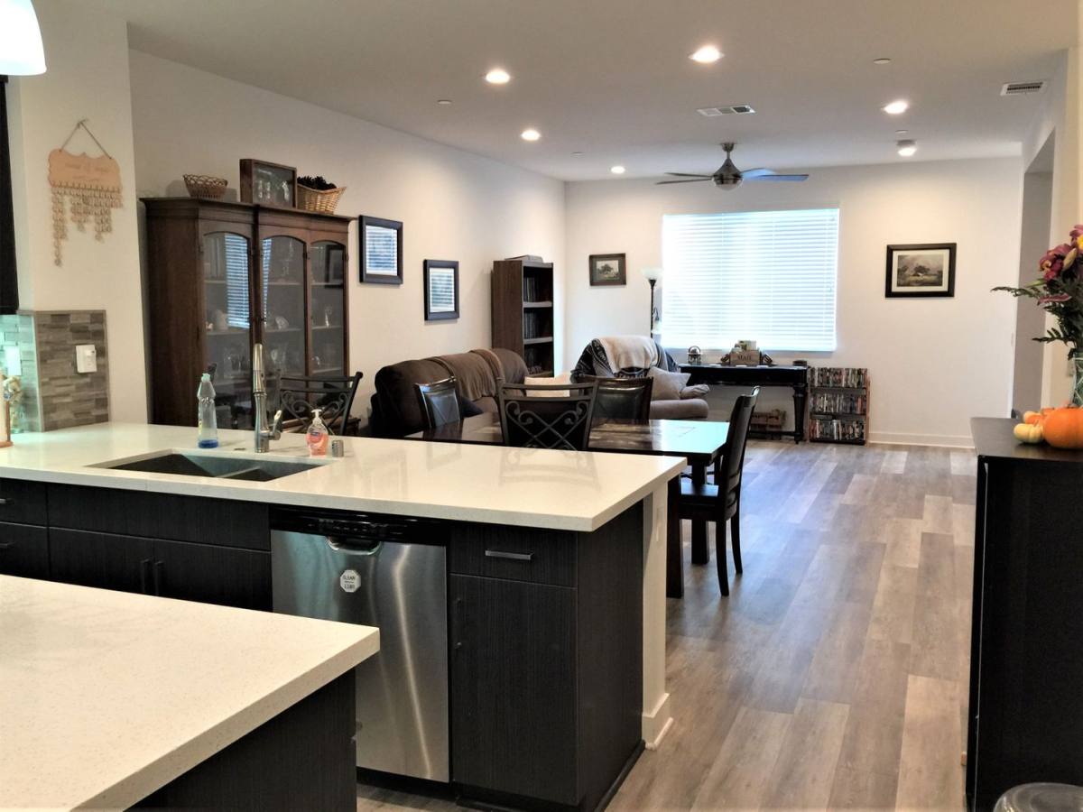 Townhouse for rent at 752 Shoreline Rd, Chula Vista, CA 91910