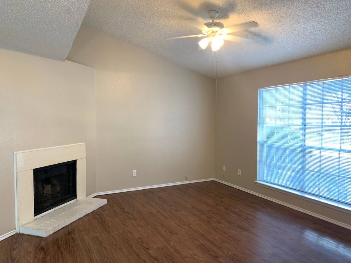 Apartment for rent at 512 Rita Lane, Arlington, TX 76014