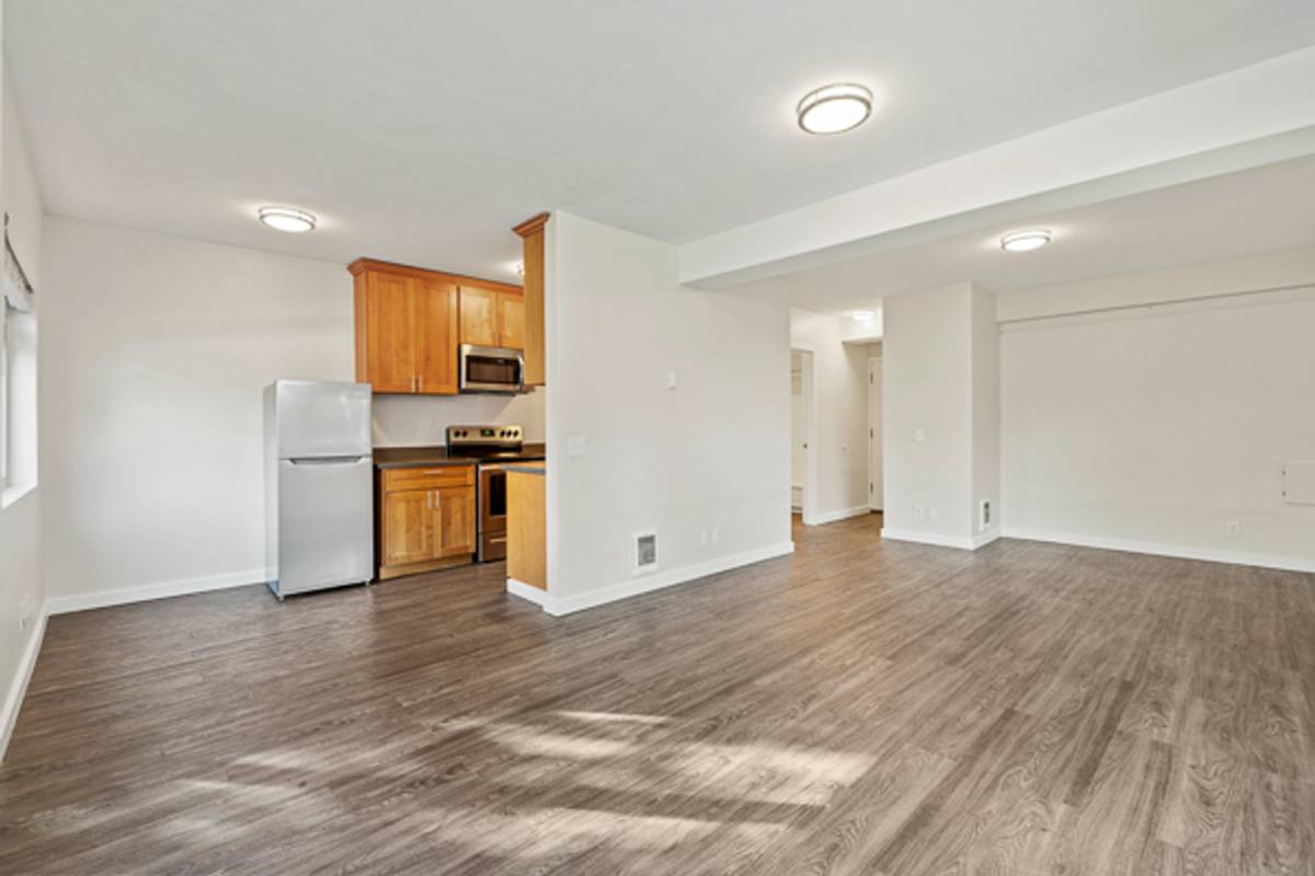 Apartment for rent at 100 Aloha St, Seattle, WA 98109