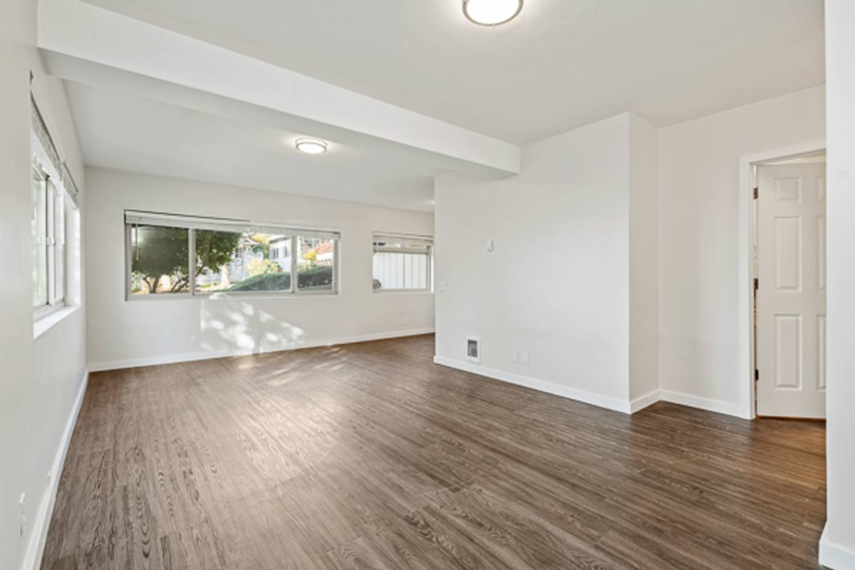 Apartment for rent at 100 Aloha St, Seattle, WA 98109