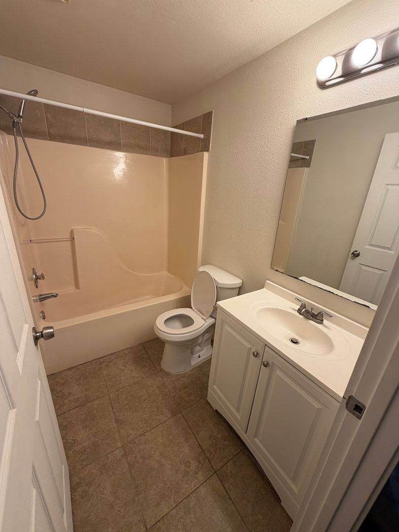 Apartment for rent at 1220 Fern St SW, Olympia, WA 98502