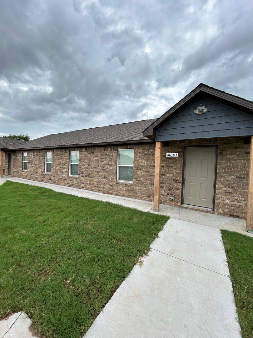 Apartment for rent at 3409 Kibler Rd, Van Buren, AR 72956