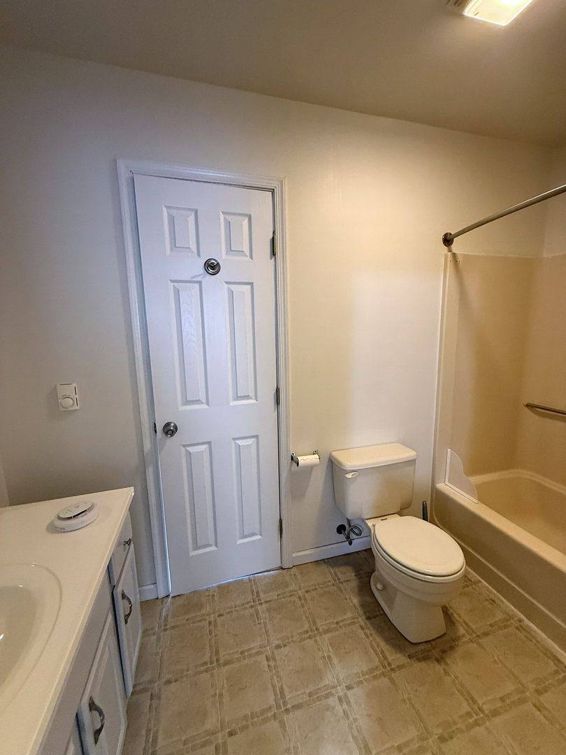 Townhouse for rent at 1308 S Mount Joy St, Elizabethtown, PA 17022
