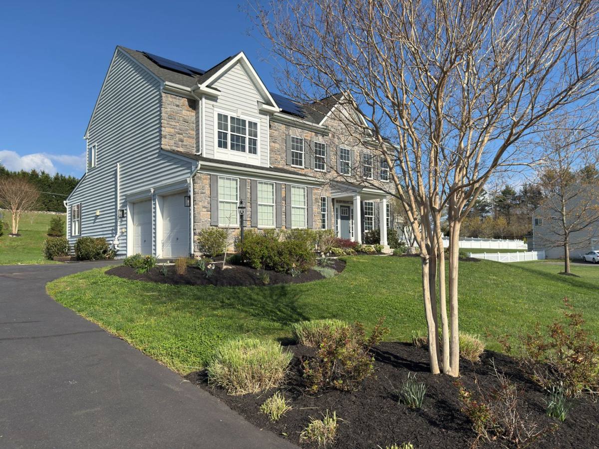 House for rent at 8 Ramsdell Court, Round Hill, VA 20141