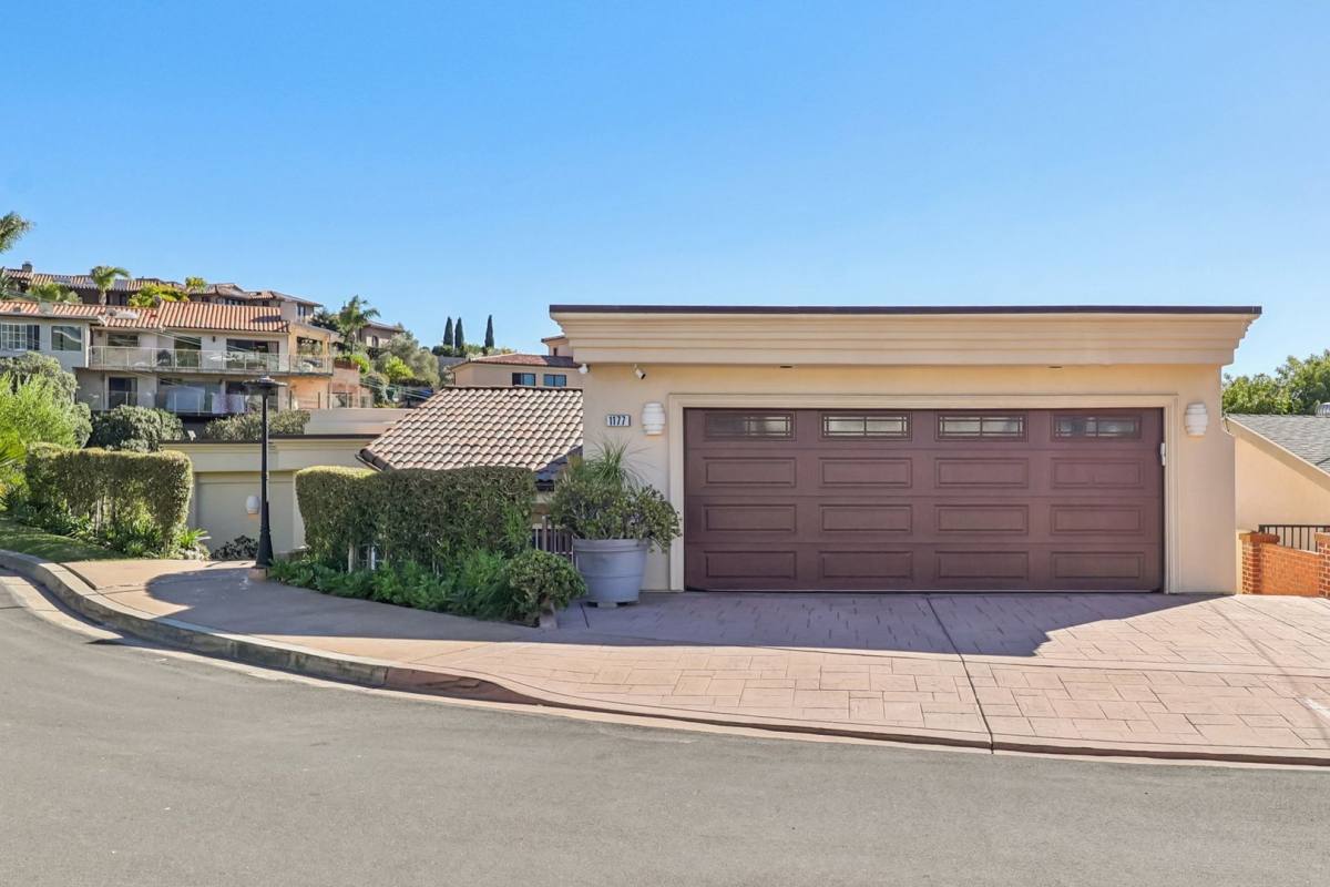 House for rent at 1177 Avenida Amantea, La Jolla, CA 92037