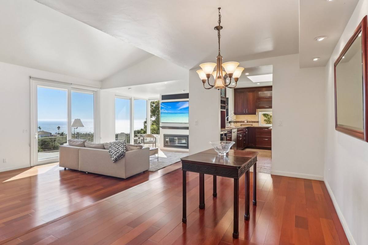 House for rent at 1177 Avenida Amantea, La Jolla, CA 92037