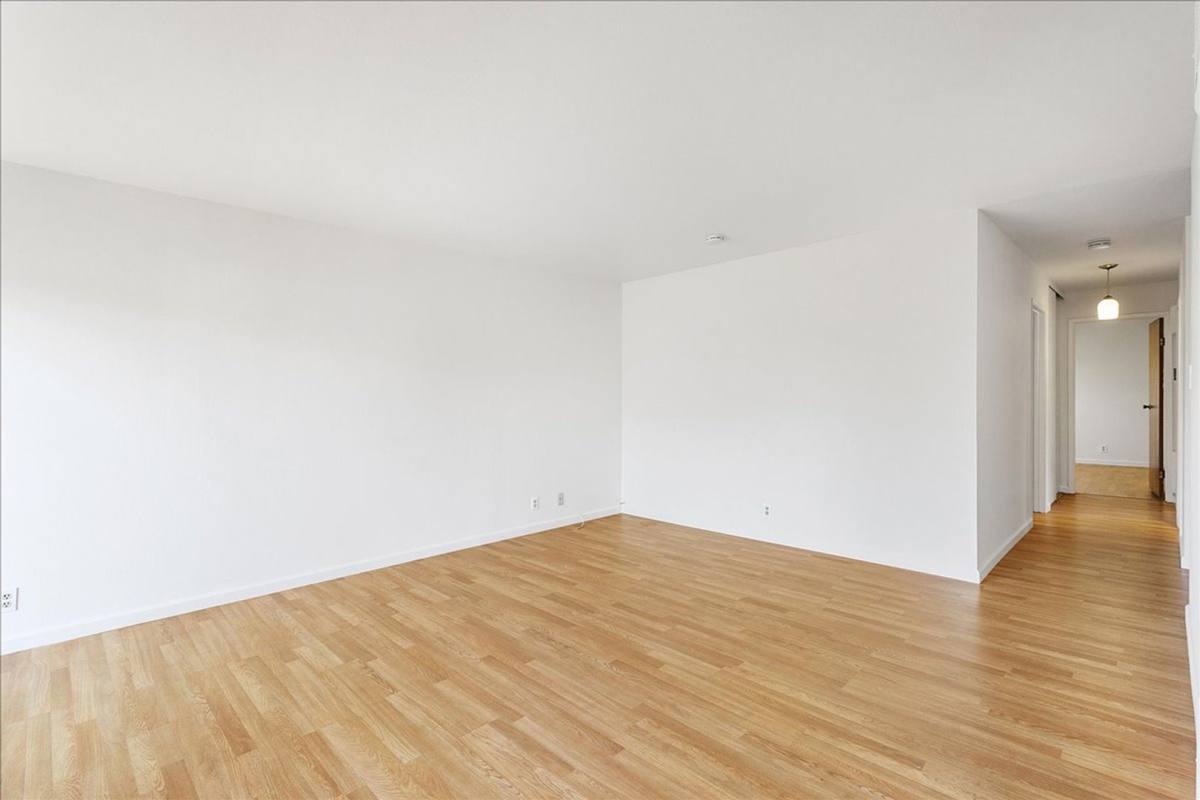 Apartment for rent at 2118 Alameda Ave, Alameda, CA 94501