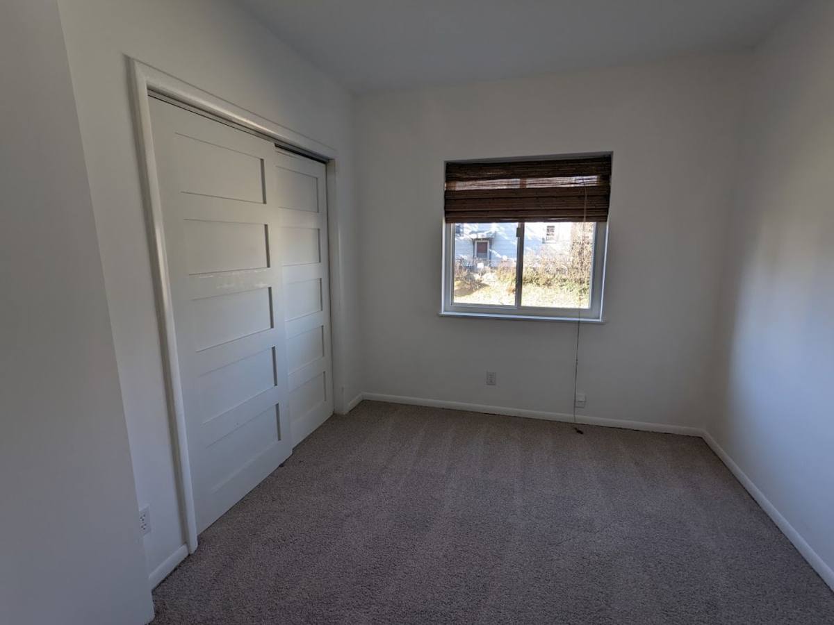 Apartment for rent at 546 E Jenkins Ave, Columbus, OH 43207