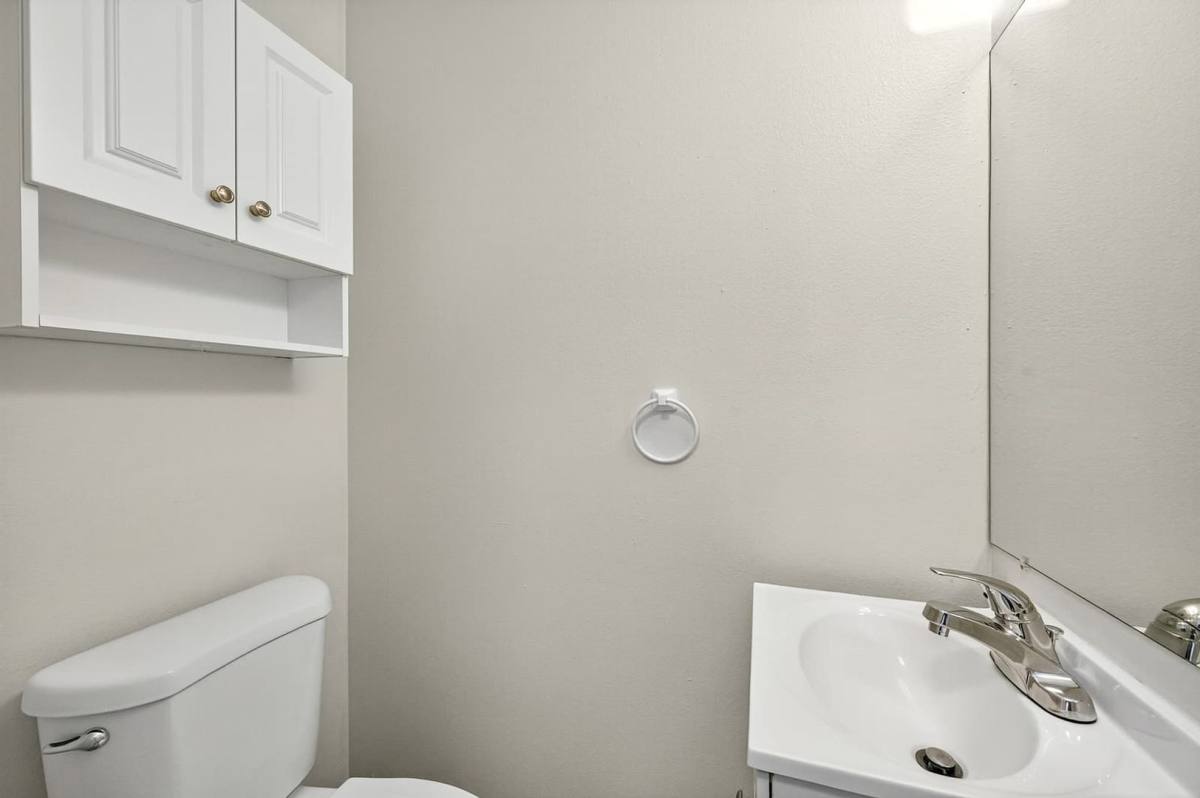 Townhouse for rent at 230 Lincoln St, Fairview, OR 97024