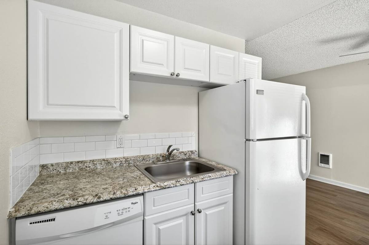 Townhouse for rent at 230 Lincoln St, Fairview, OR 97024
