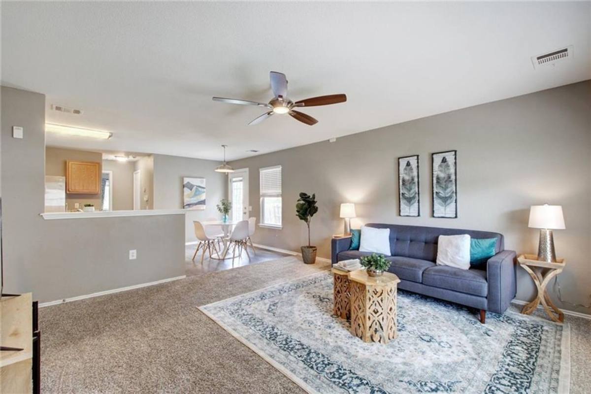 House for rent at 13905 Briarcreek Loop, Manor, TX 78653