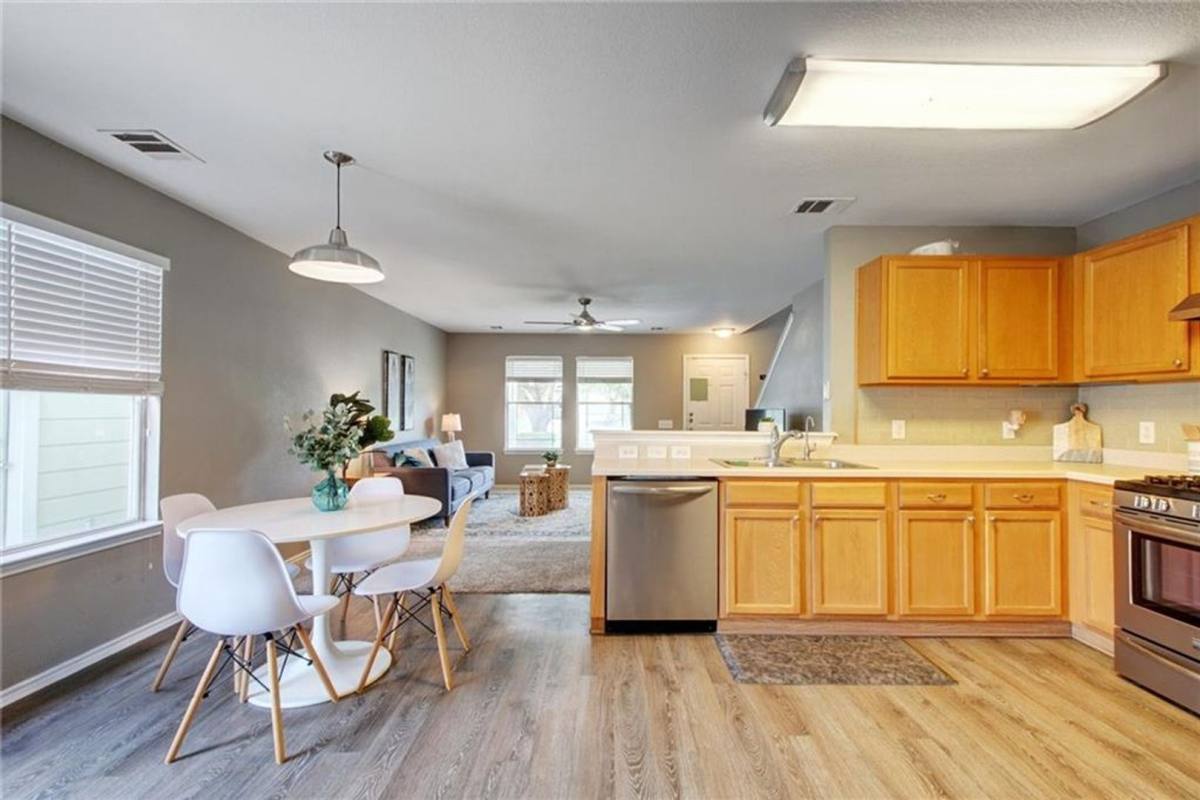 House for rent at 13905 Briarcreek Loop, Manor, TX 78653