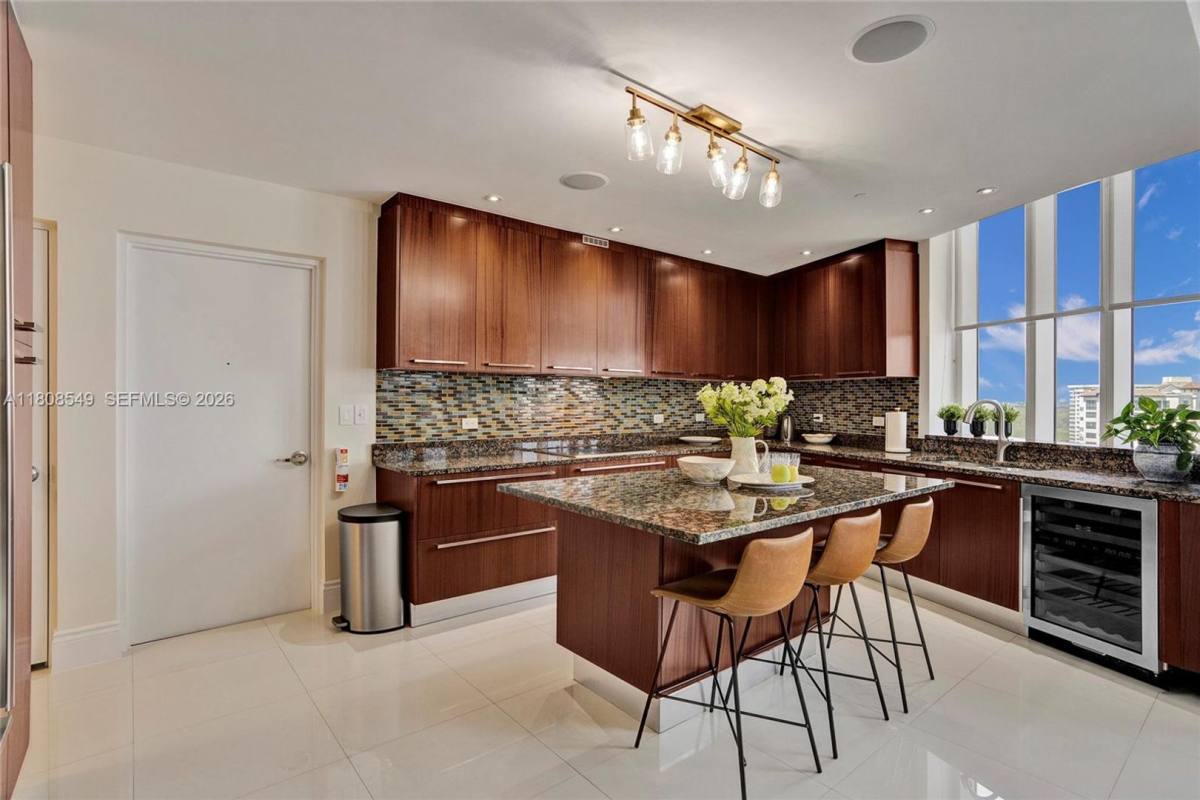 Apartment for rent at 16001 Collins Ave, North Miami Beach, FL 33160