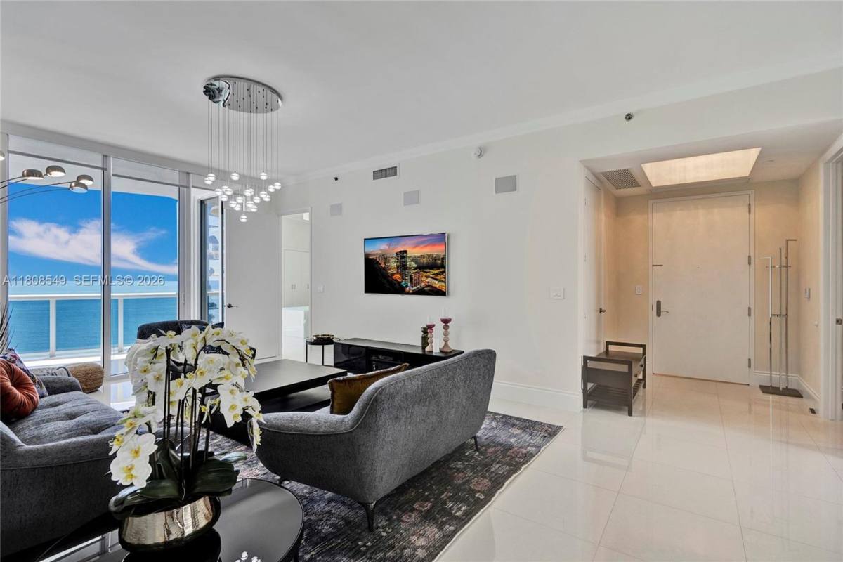 Apartment for rent at 16001 Collins Ave, North Miami Beach, FL 33160