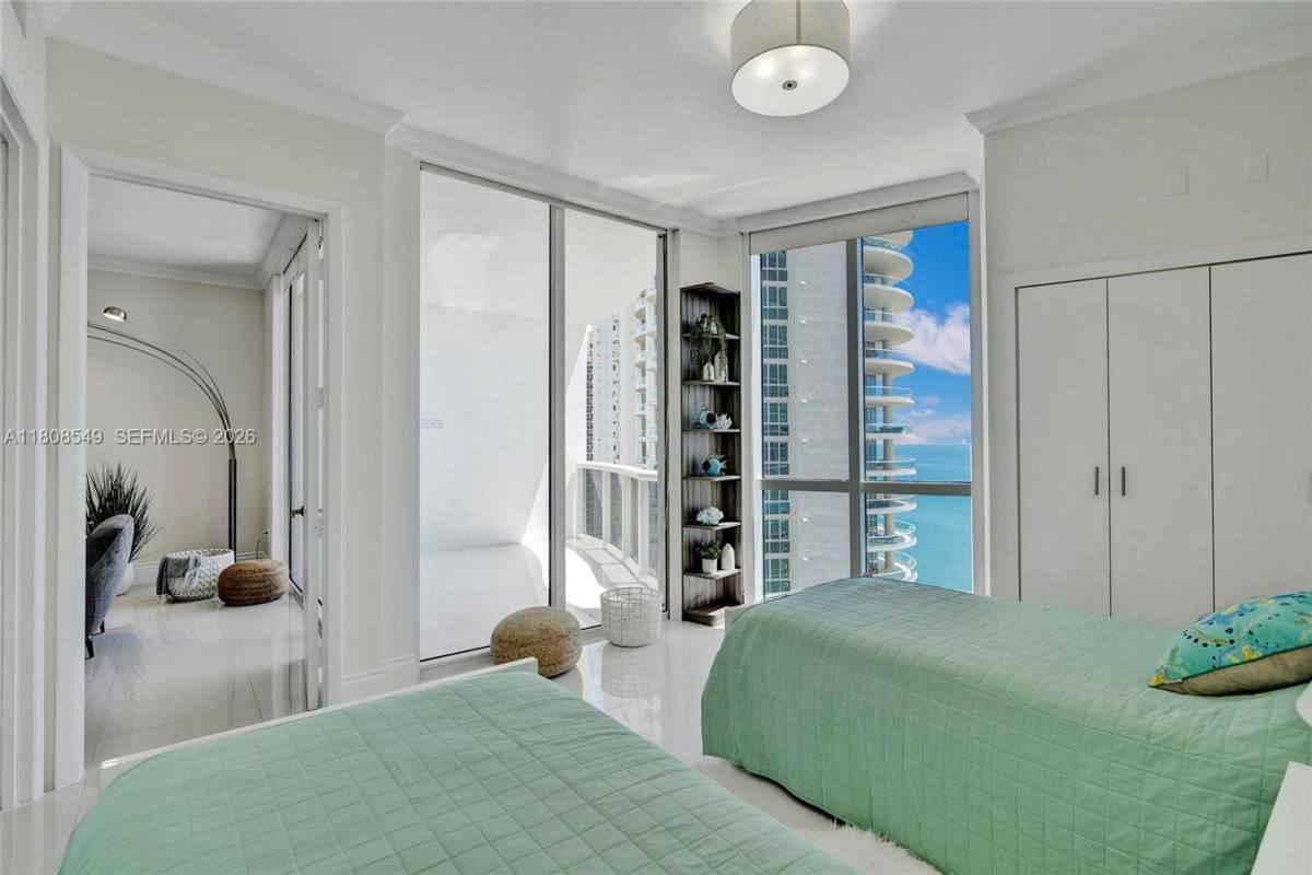 Apartment for rent at 16001 Collins Ave, North Miami Beach, FL 33160