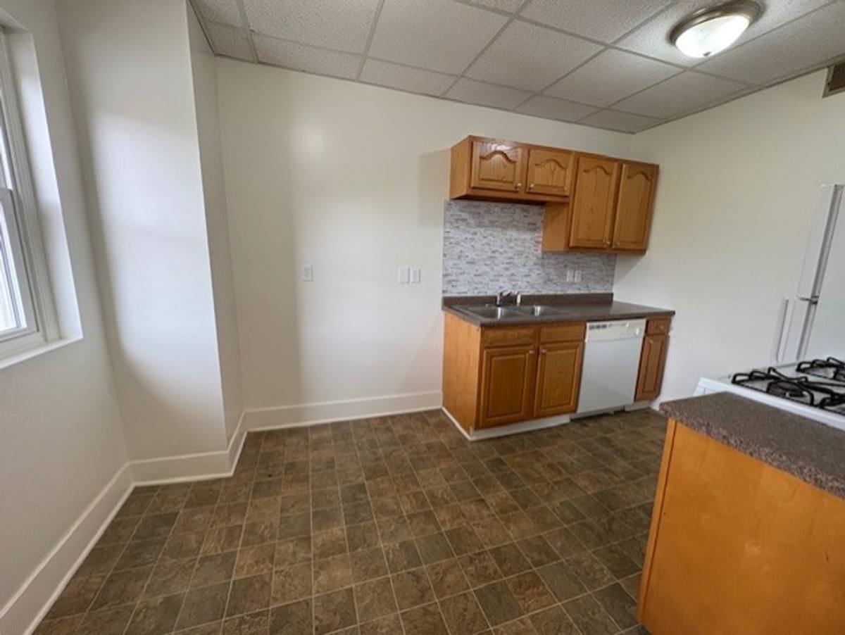 Apartment for rent at 776 N Main St #303, Akron, OH 44310