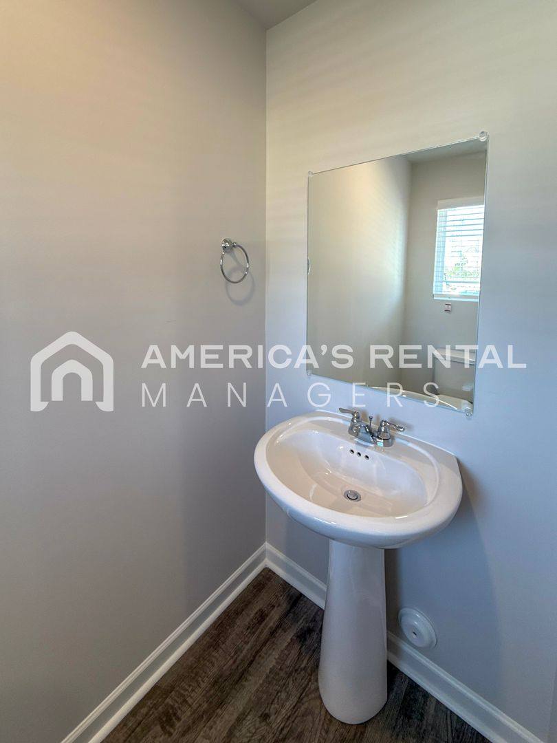 Townhouse for rent at 100 River Grass Dr, Lincoln, AL 35096