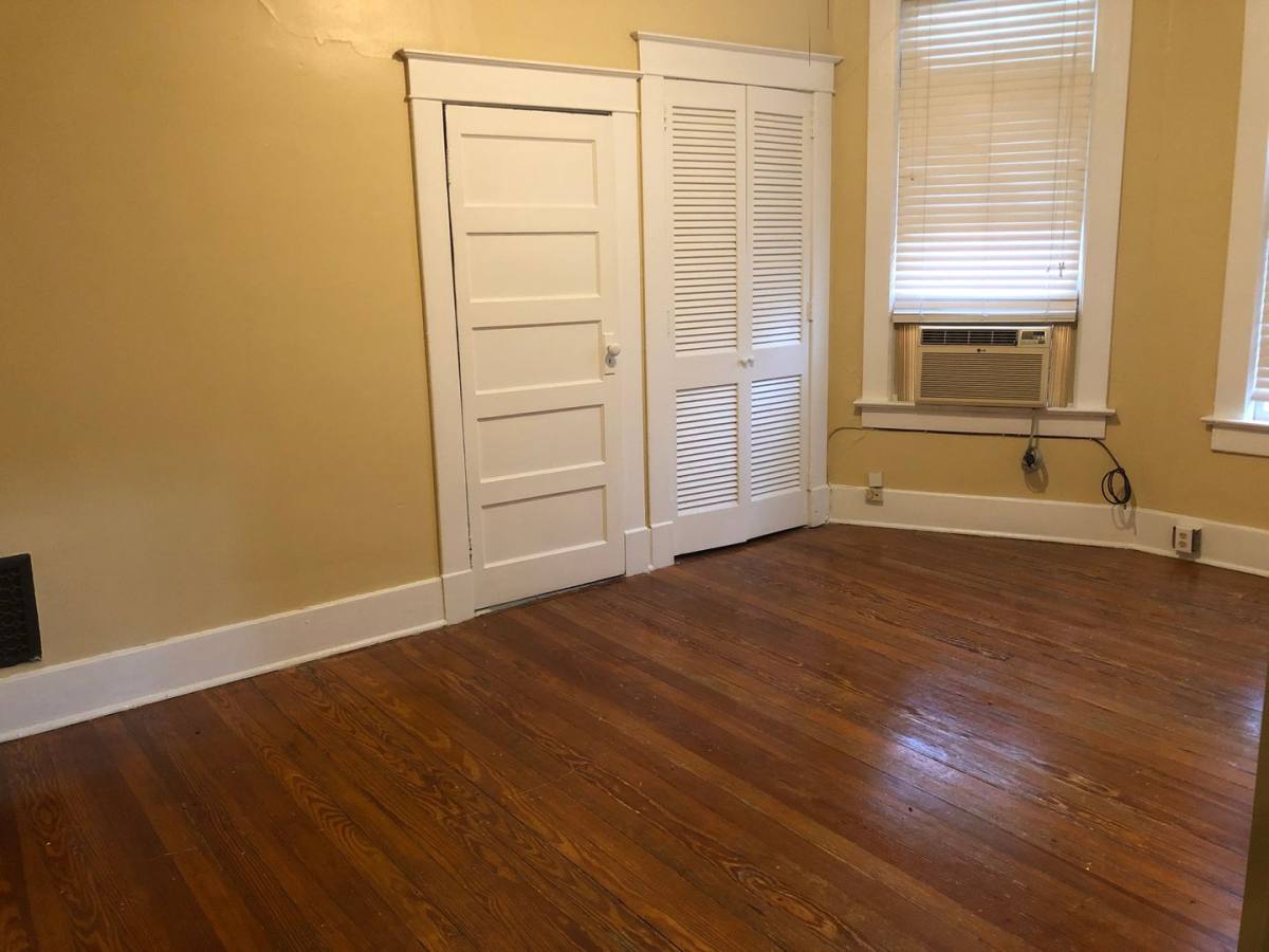 Apartment for rent at 250 N Willet, Memphis, TN 38112