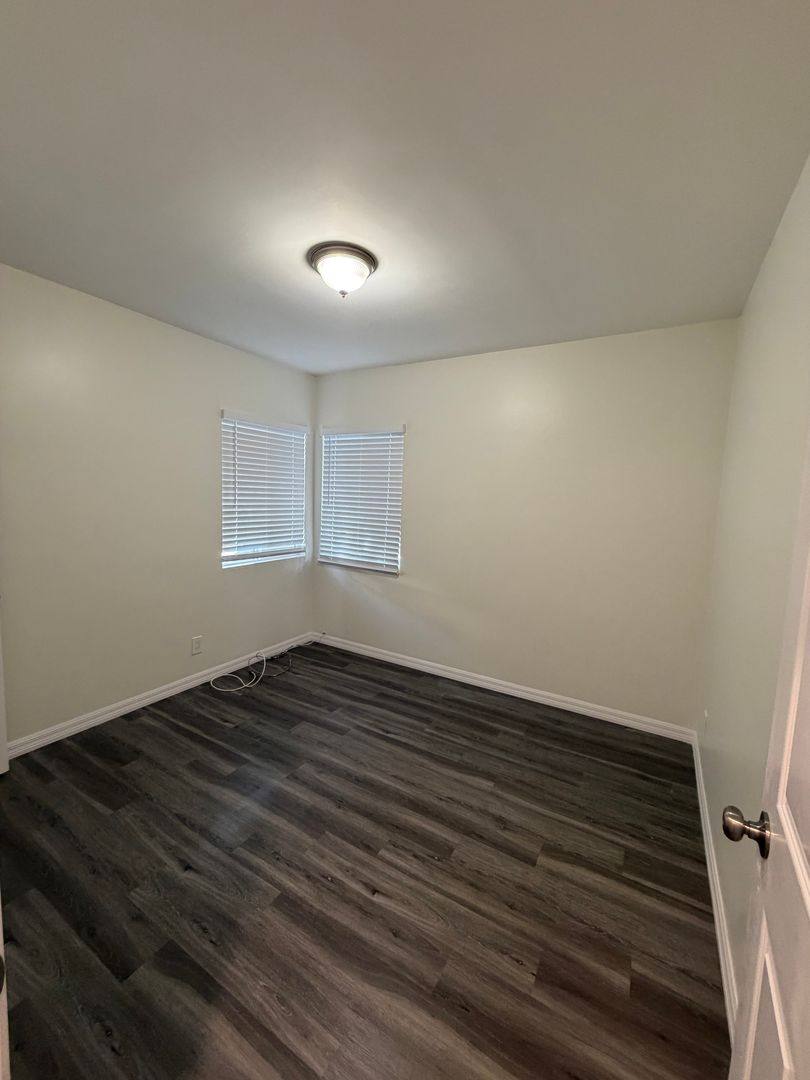 Apartment for rent at 13729 Penn St, Whittier, CA 90602