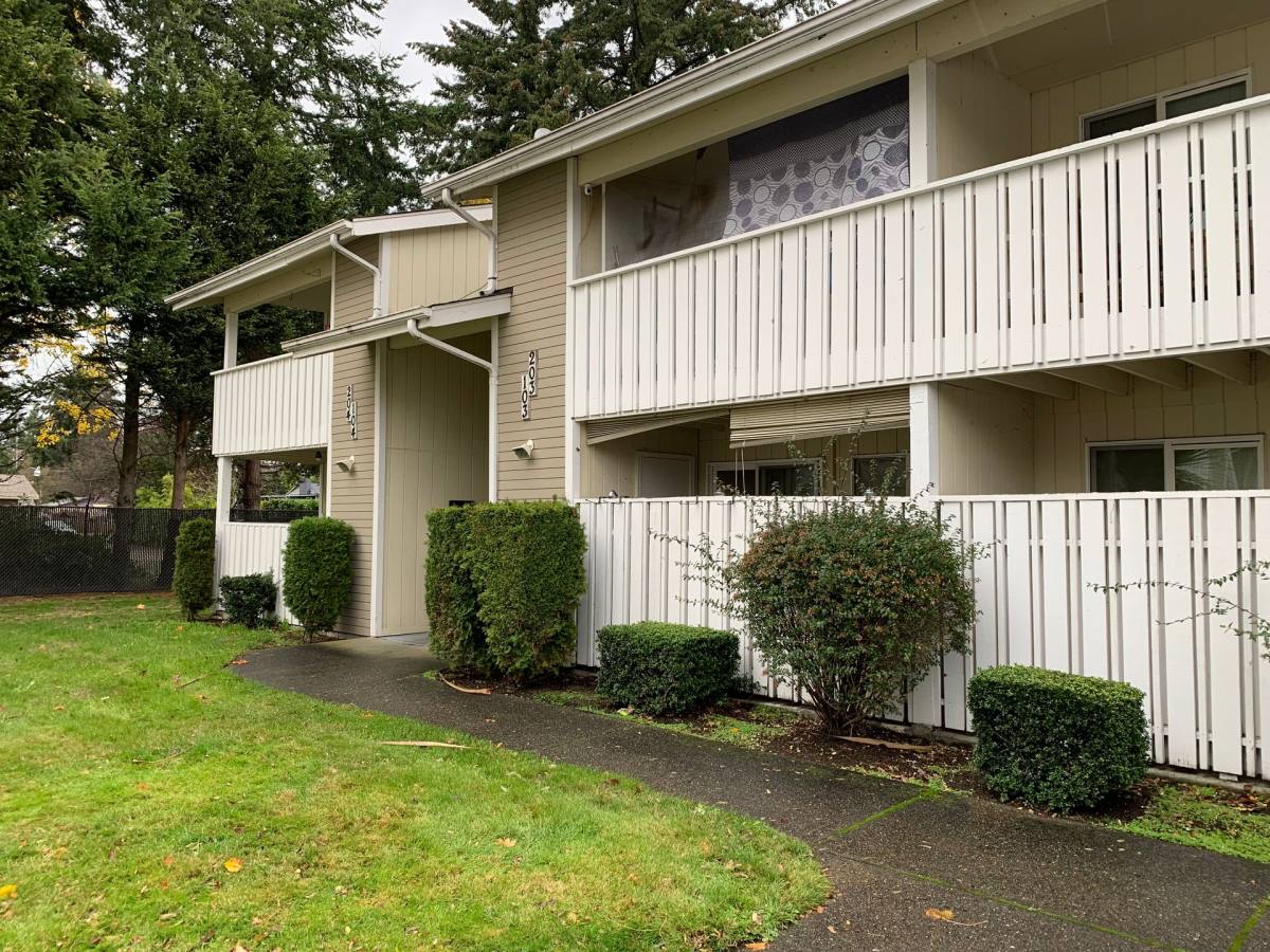 Apartment for rent at 4215 S 66th St, Tacoma, WA 98409