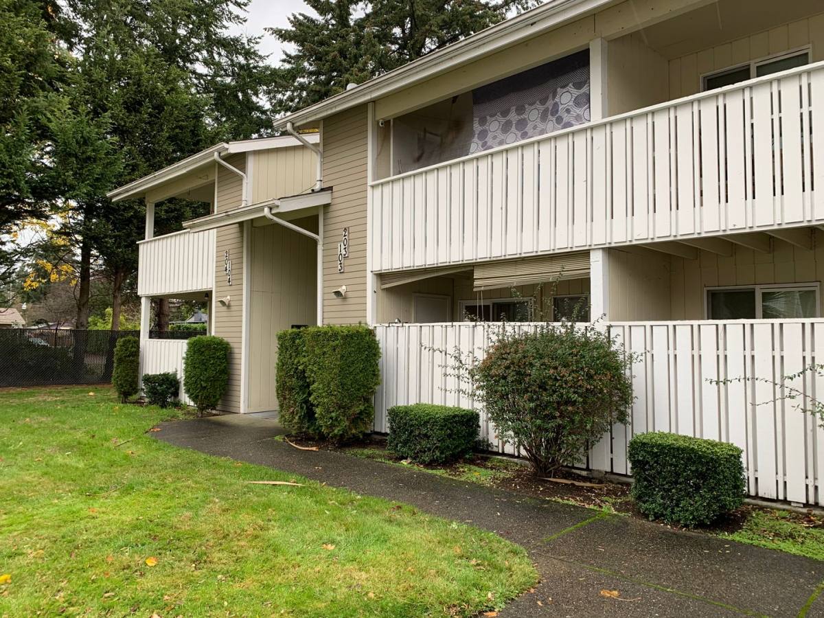 Apartment for rent at 4215 S 66th St, Tacoma, WA 98409