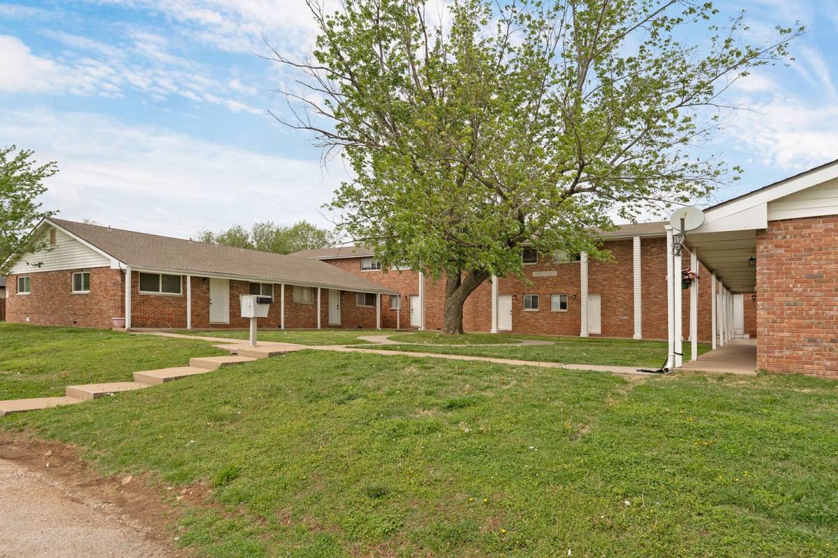 Apartment for rent at 2929 & 2943 E University St, Springfield, MO 65804