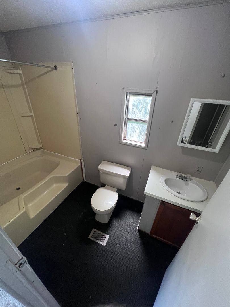 Apartment for rent at 101 Faye Ave, Saltillo, MS 38866