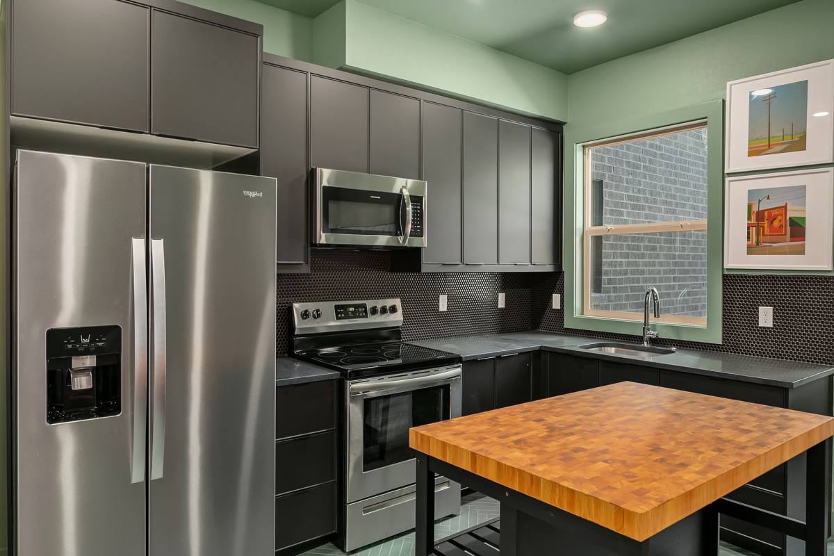 Apartment for rent at 1633 17th Ave, Seattle, WA 98122