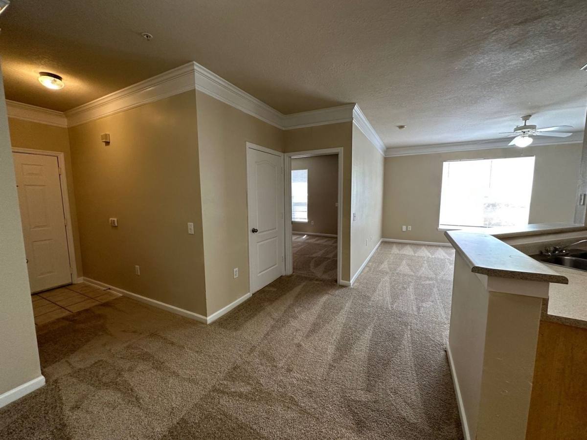 Apartment for rent at 8836 Villa View Circle, Orlando, FL 32821