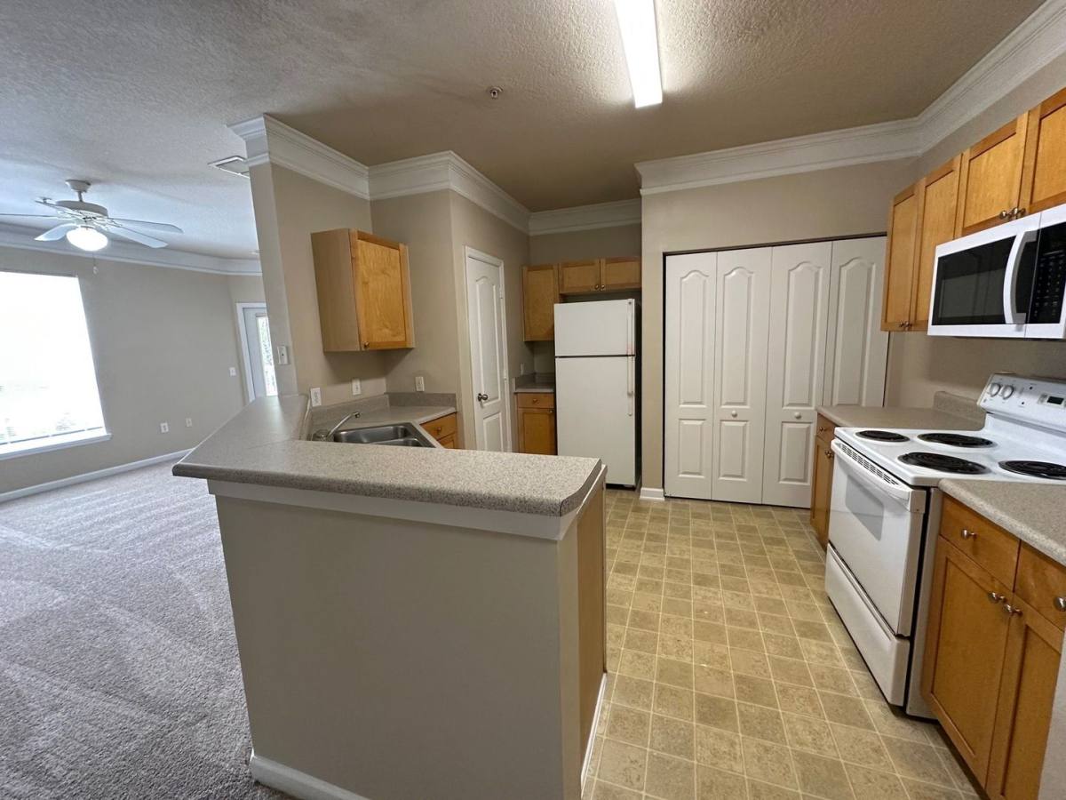 Apartment for rent at 8836 Villa View Circle, Orlando, FL 32821