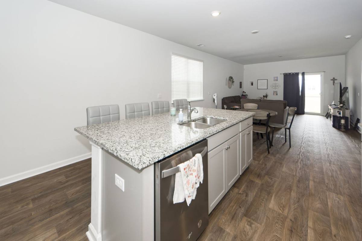 House for rent at 493 Cedarview Rd, Summerville, SC 29486