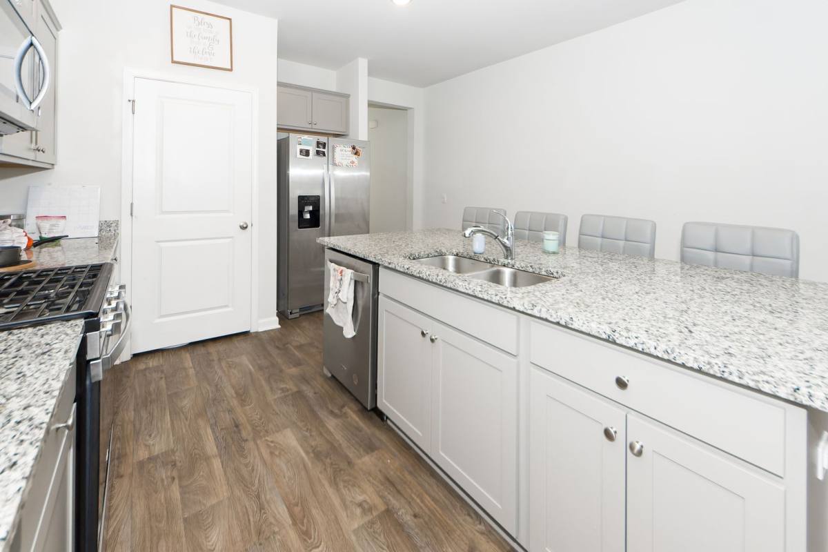 House for rent at 493 Cedarview Rd, Summerville, SC 29486