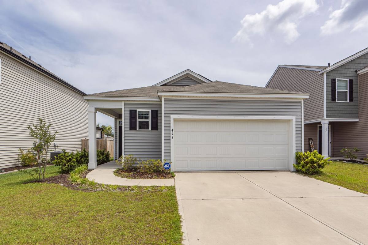 House for rent at 493 Cedarview Rd, Summerville, SC 29486