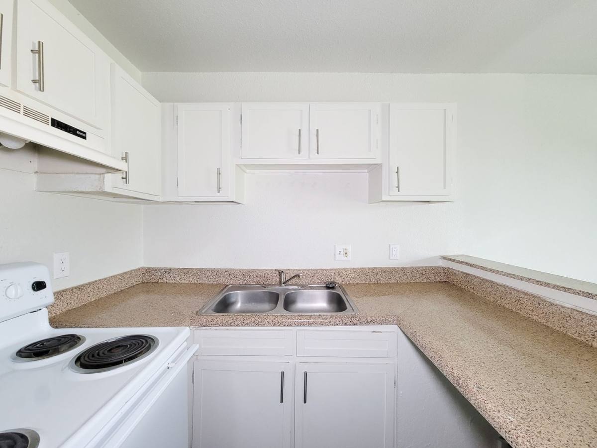 Apartment for rent at 101 Brookside Lane, Sealy, TX 77474