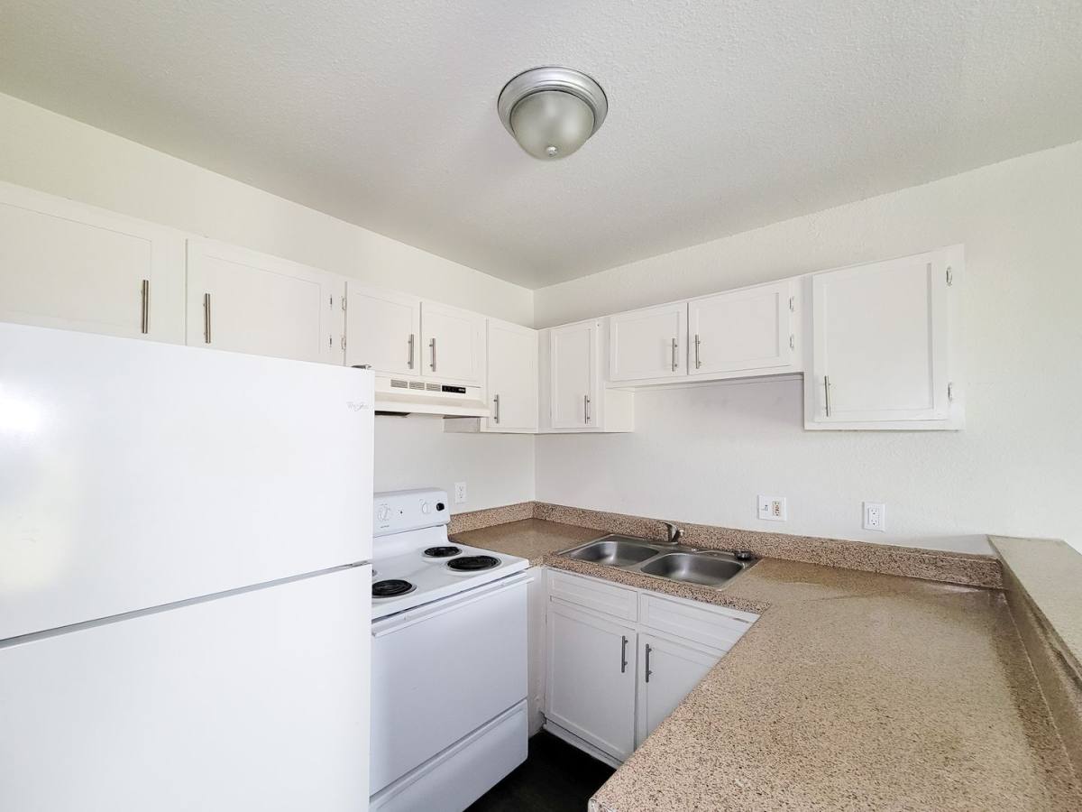Apartment for rent at 101 Brookside Lane, Sealy, TX 77474