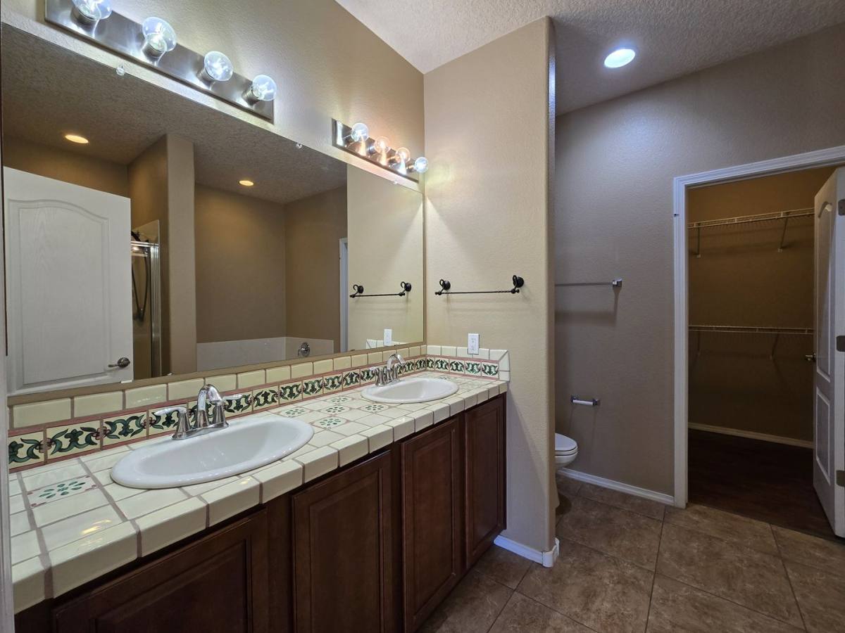 Townhouse for rent at 4349 Santo Domingo St, Santa Fe, NM 87507