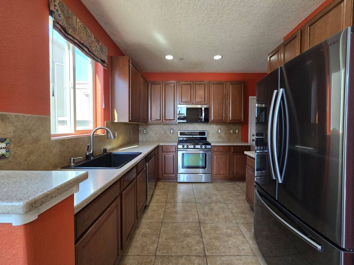 Townhouse for rent at 4349 Santo Domingo St, Santa Fe, NM 87507