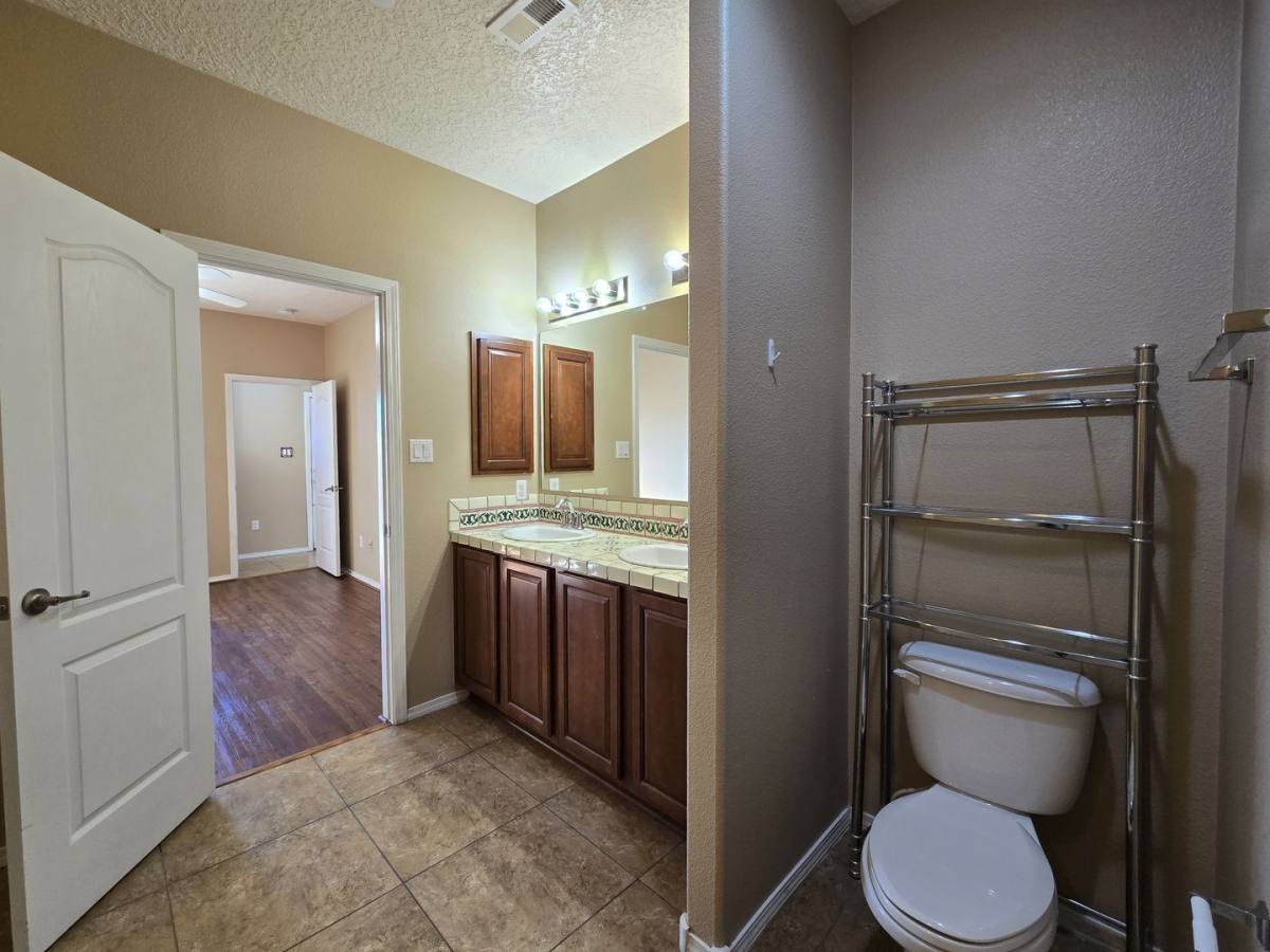 Townhouse for rent at 4349 Santo Domingo St, Santa Fe, NM 87507