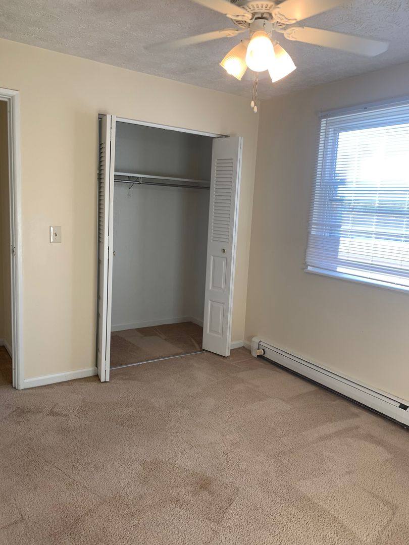 Apartment for rent at 293 Maplewood Dr, Cortland, OH 44410