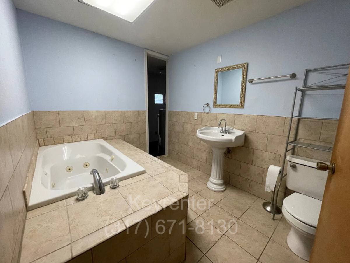 House for rent at 1027 E 4th St, Greenfield, IN 46140