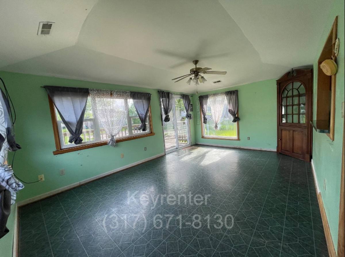 House for rent at 1027 E 4th St, Greenfield, IN 46140