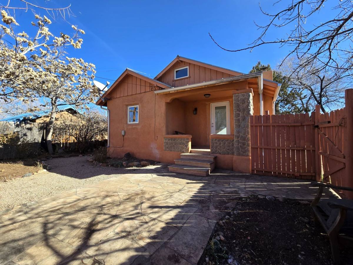 Apartment for rent at 235 Irvine St, Santa Fe, NM 87501