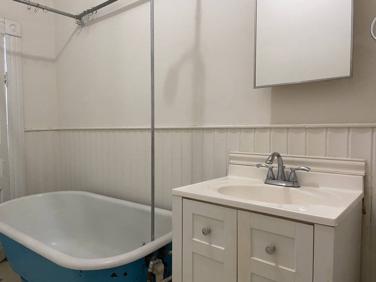Apartment for rent at 603 Fifth Ave #4, Greensboro, NC 27405