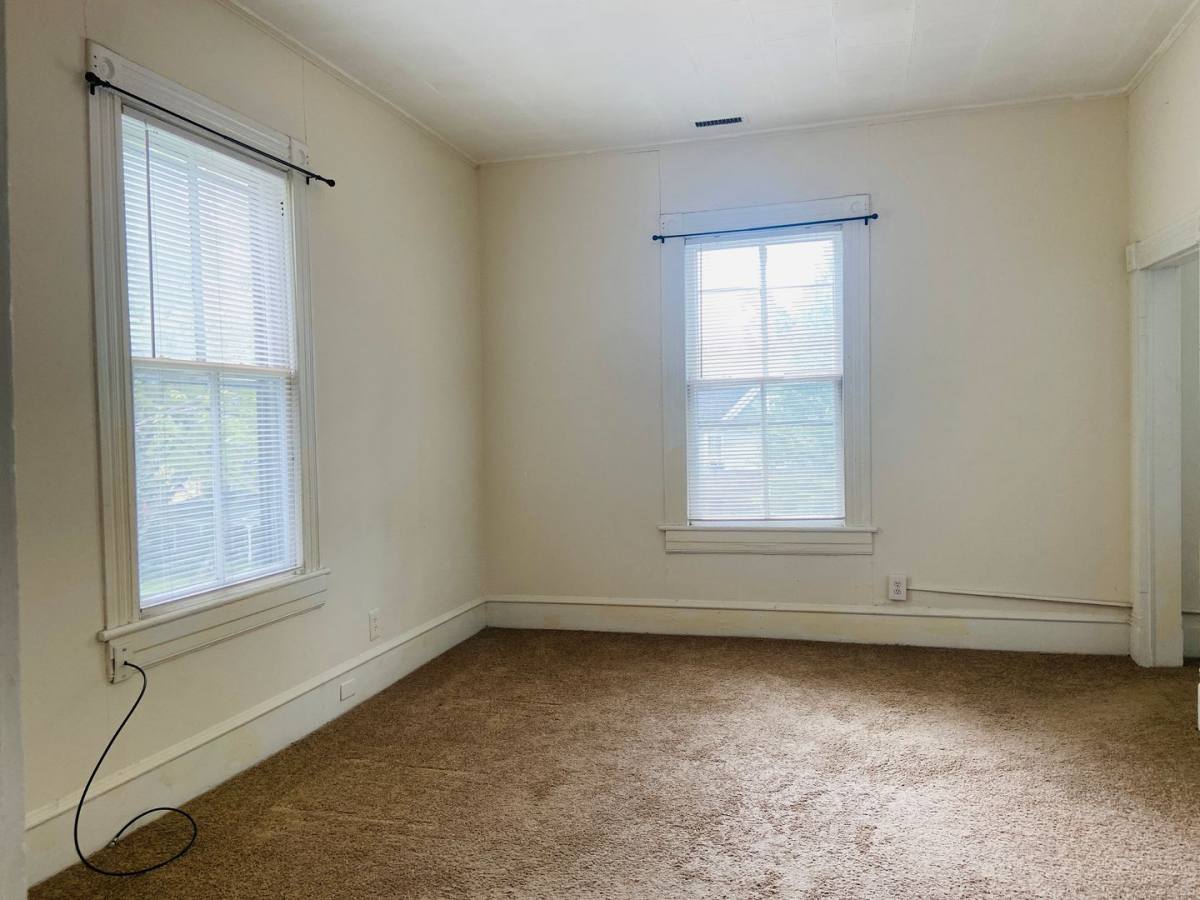 Apartment for rent at 603 Fifth Ave #4, Greensboro, NC 27405
