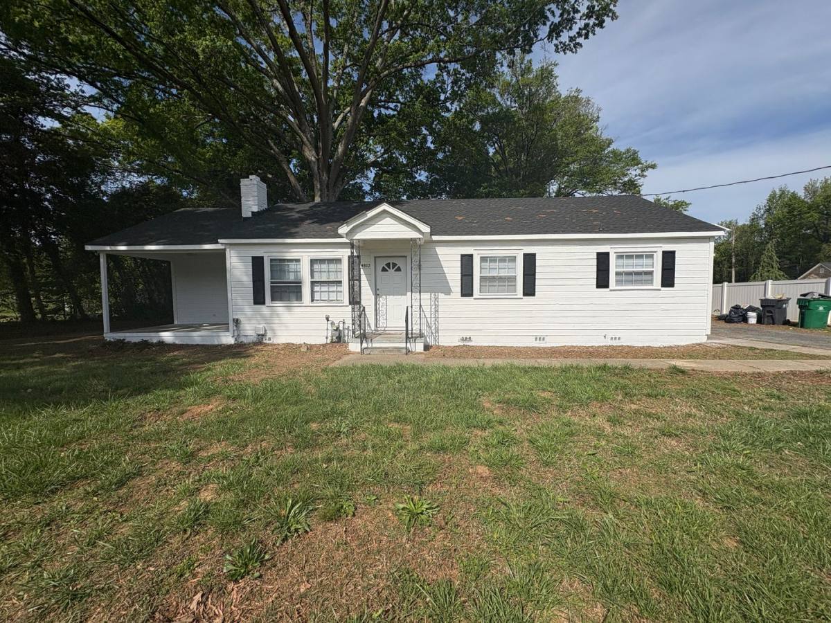 House for rent at 4812 Ewt Harris Blvd, Charlotte, NC 28215